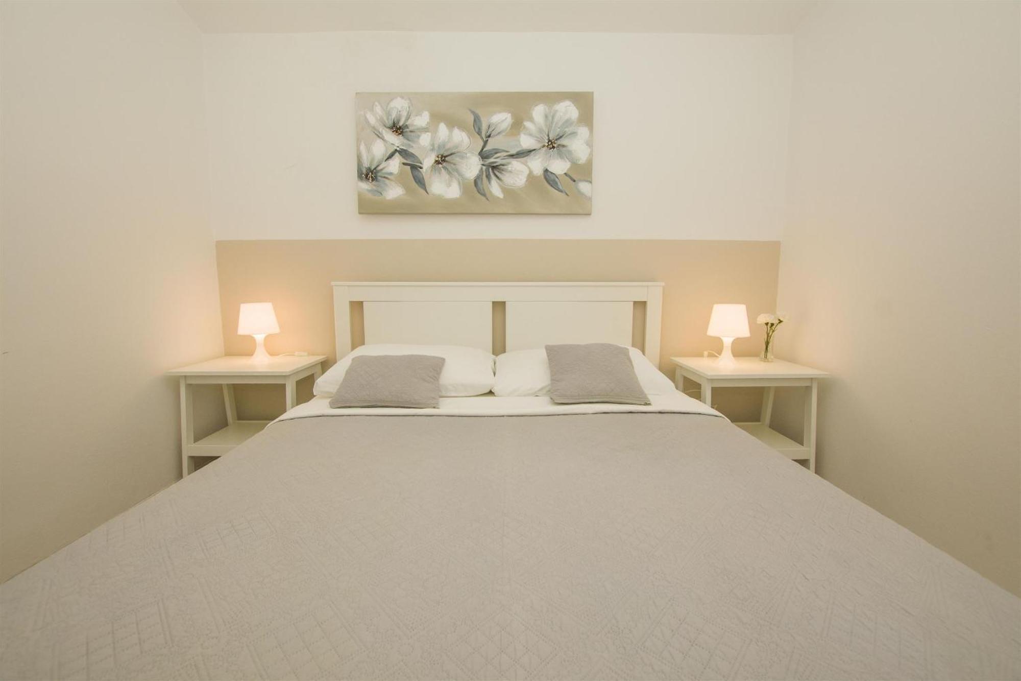 Apartments Josip Drage Exterior foto